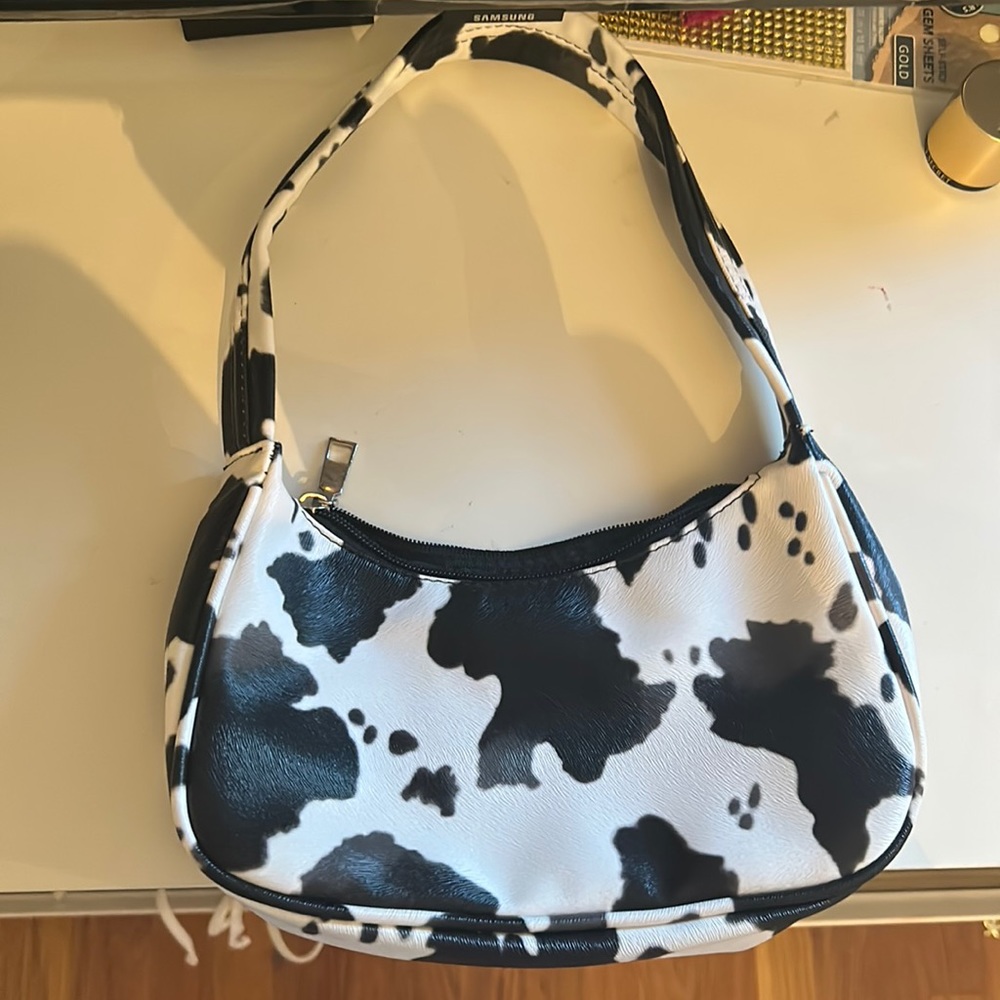 Cute Cow Print